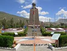 Sdamerika, Ecuador: Ins Herz des Kontinents - Das offizielle quatordenkmal